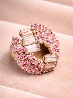 1980s Artisan Pink Crystal Cocktail Ring Gold Tone Baguette Rhinestone Statement